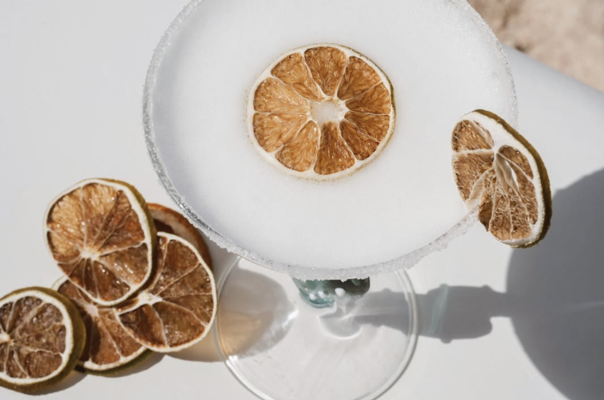 Hire a Premium Mixologist and Bartender in London