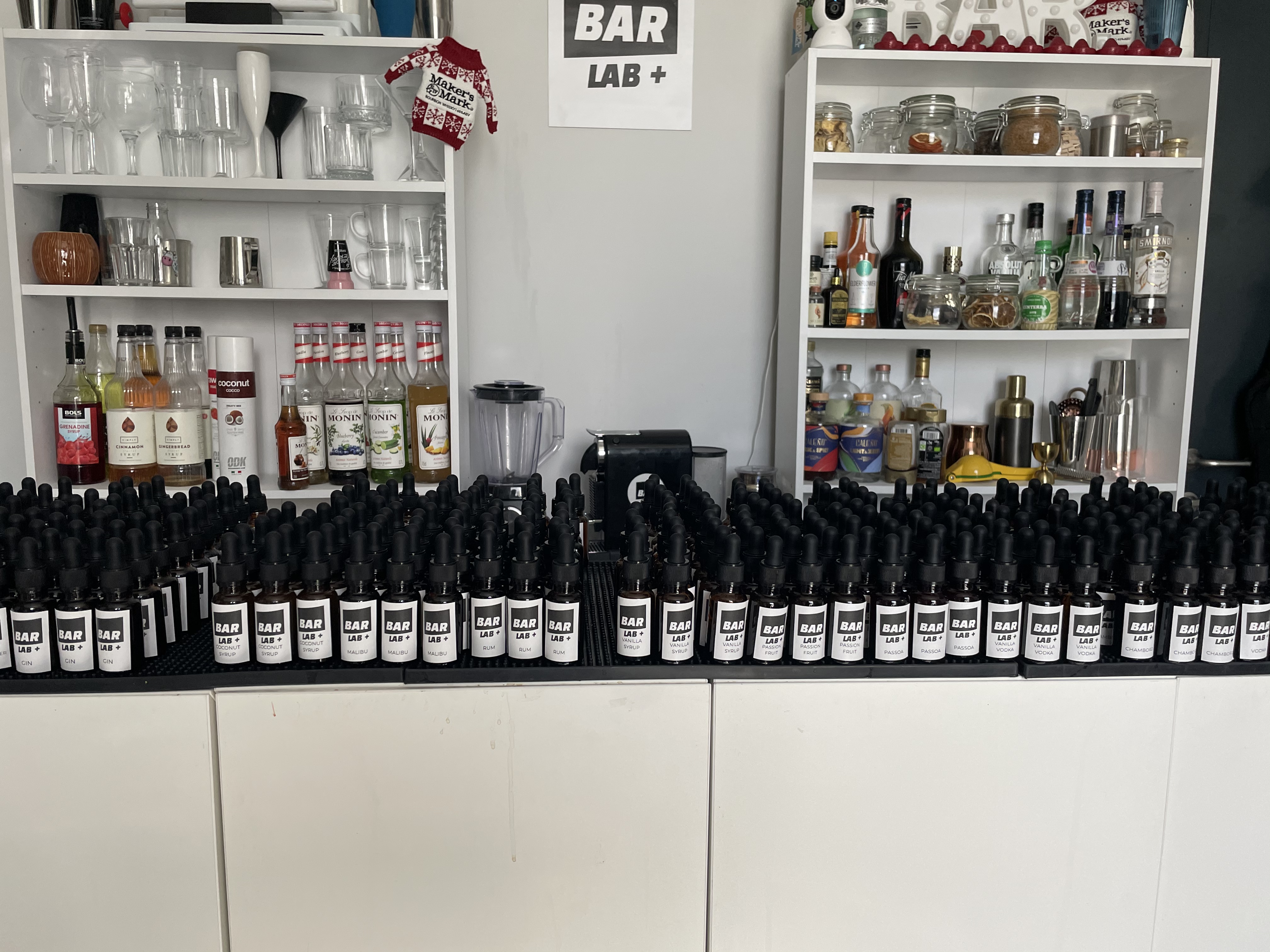 BAR LAB+ Mobile Bar Catering Event Image 99
